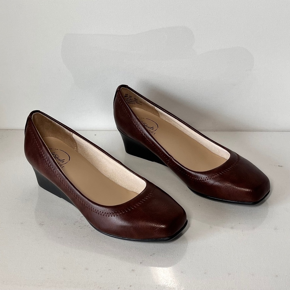 LifeStride Groovy Wedge Pump